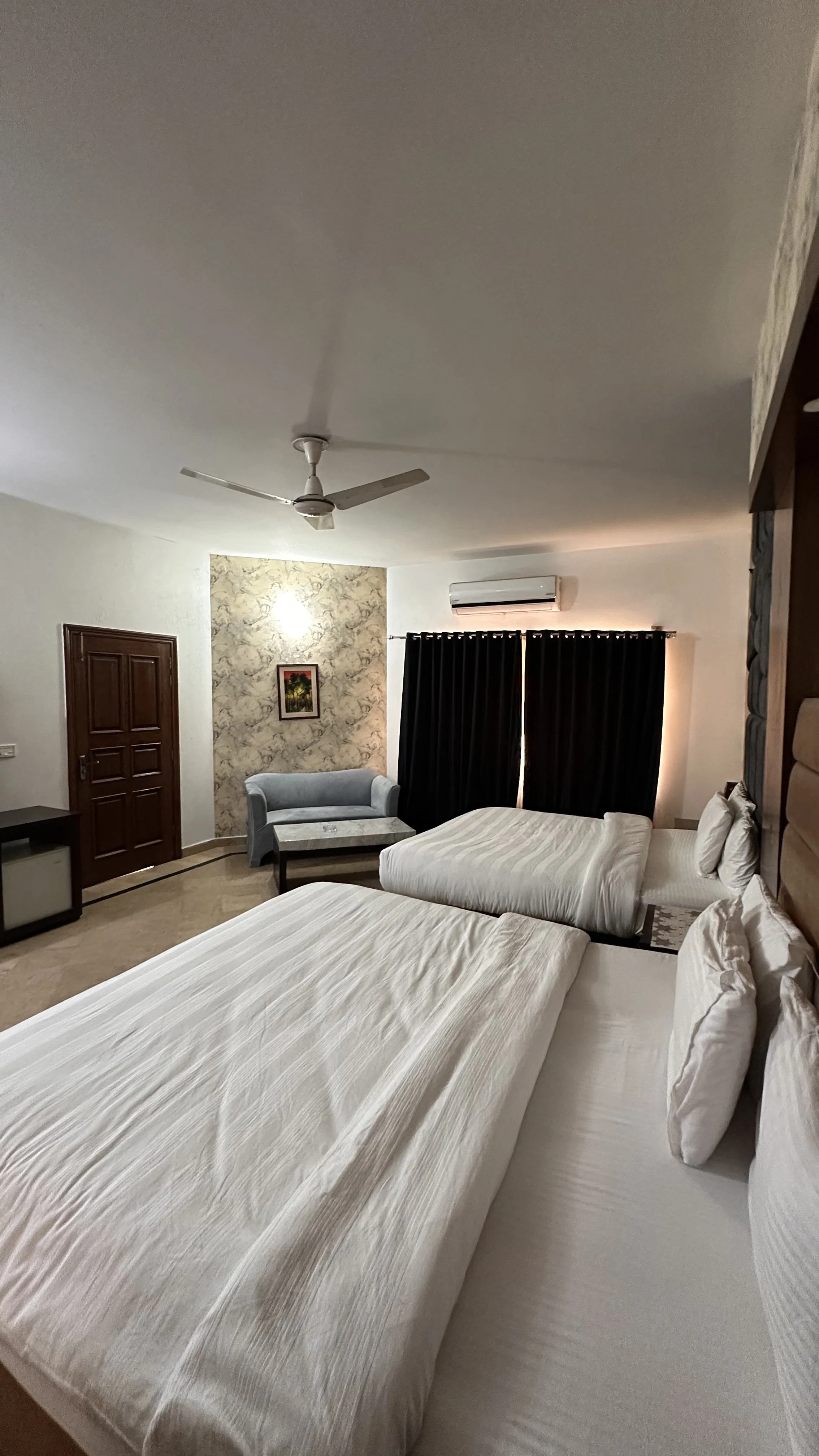 Room 4