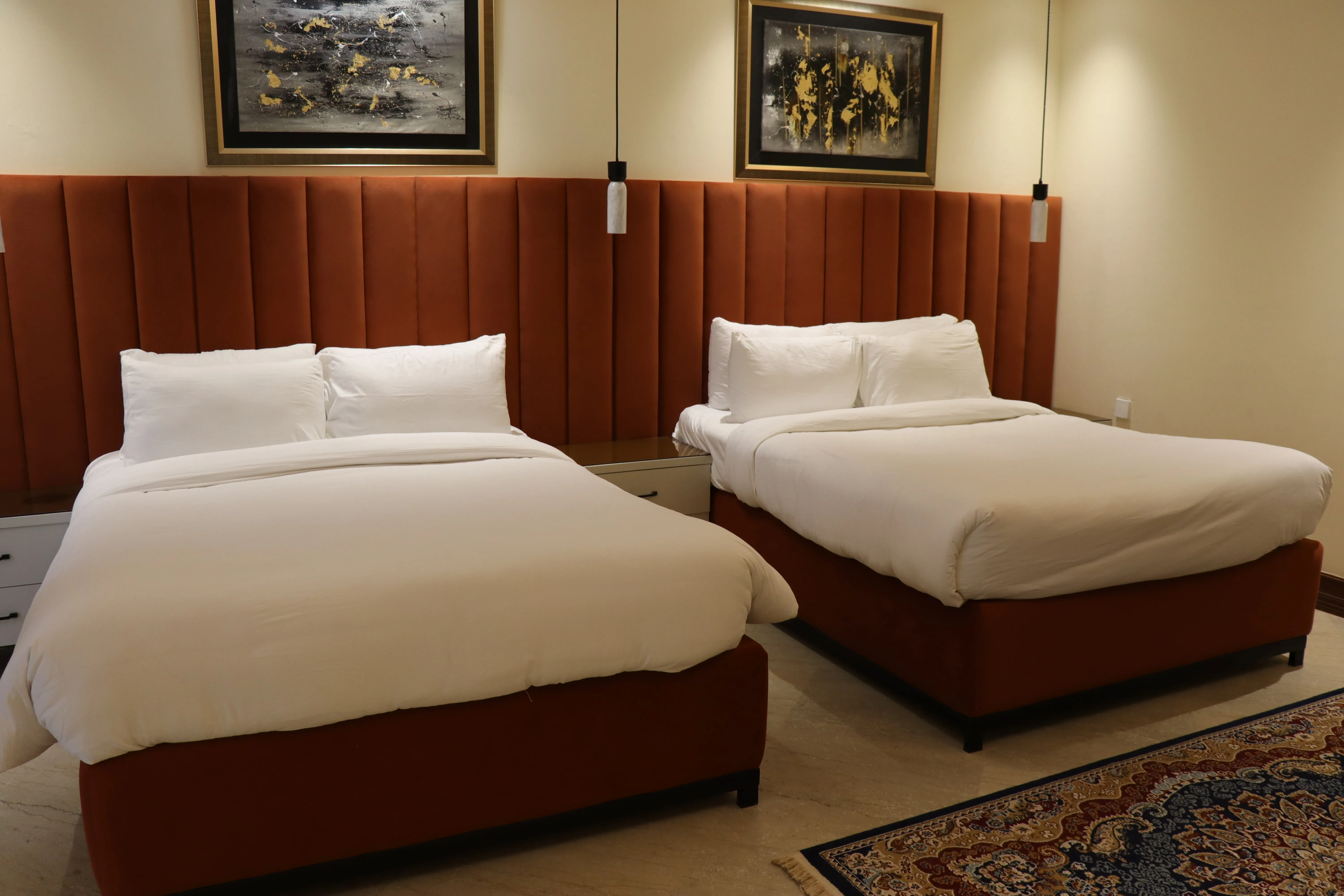 Twin Suite